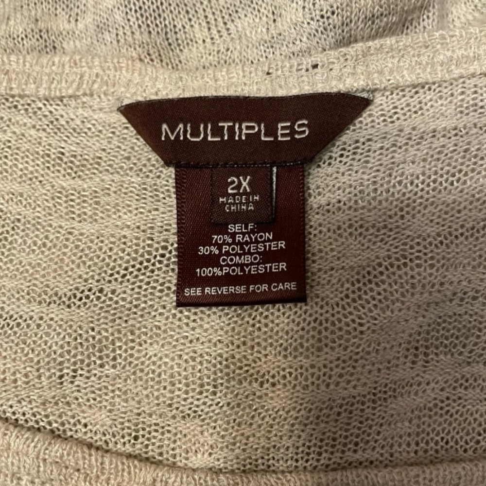 Multiples Top - Picture 3 of 3